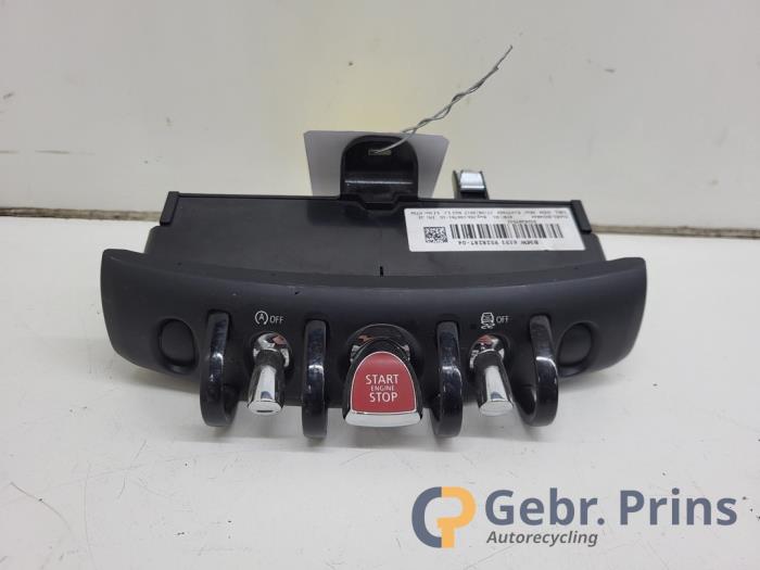Usagé Commande start/stop Mini Mini (F56) 1.5 12V Cooper Prix € 50,00 Règlement à la marge proposé par Autorec. Gebr. Prins b.v.