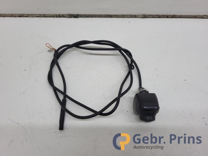 Begagnade Backkamera Mini Mini (F56) 1.5 12V Cooper Pris € 50,00 Marginaltabell erbjuds av Autorec. Gebr. Prins b.v.