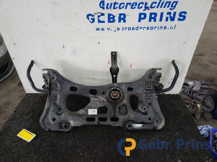 Usagé Faux châssis Volkswagen Golf VII (AUA) 1.2 TSI 16V Prix € 100,00 Règlement à la marge proposé par Autorec. Gebr. Prins b.v.