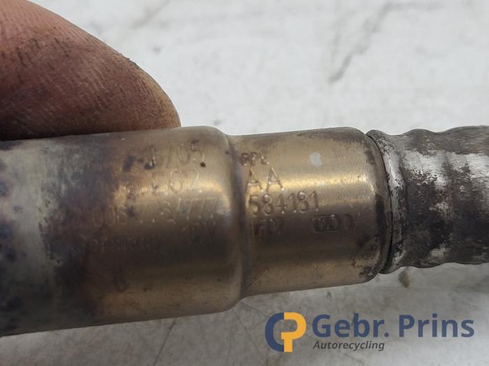 Sonde lambda d'un Volkswagen Passat (3C2) 2.0 FSI 16V 2005