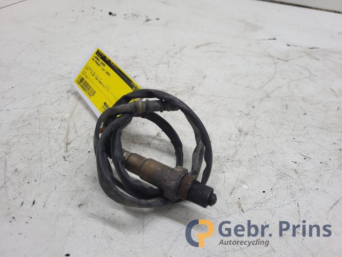 Usados Sonda Lambda Volkswagen Passat (3C2) 2.0 FSI 16V Precio € 15,00 Norma de margen ofrecido por Autorec. Gebr. Prins b.v.