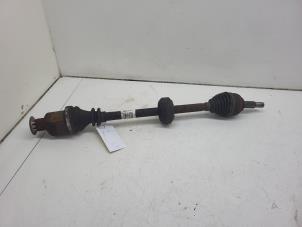 Usagé Cardan droit (transmission) Renault Twingo II (CN) 1.2 16V Prix € 25,00 Règlement à la marge proposé par Autorec. Gebr. Prins b.v.
