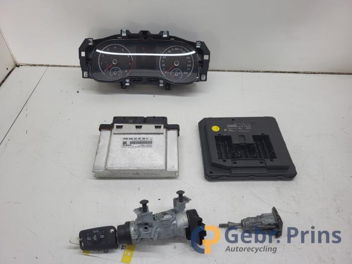 Used Ignition lock + computer Volkswagen Polo VI (AW1) 1.0 TSI 12V Price € 300,00 Margin scheme offered by Autorec. Gebr. Prins b.v.