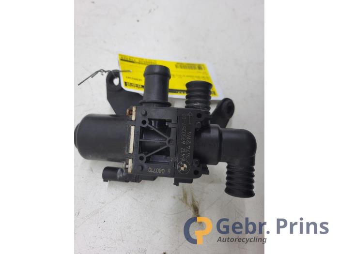 Begagnade Extra vattenpump BMW X6 (E71/72) xDrive35i 3.0 24V Pris € 40,00 Marginaltabell erbjuds av Autorec. Gebr. Prins b.v.