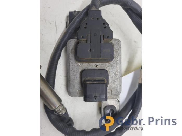 Lambda probe from a Volkswagen Caddy IV 2.0 TDI 75 2016