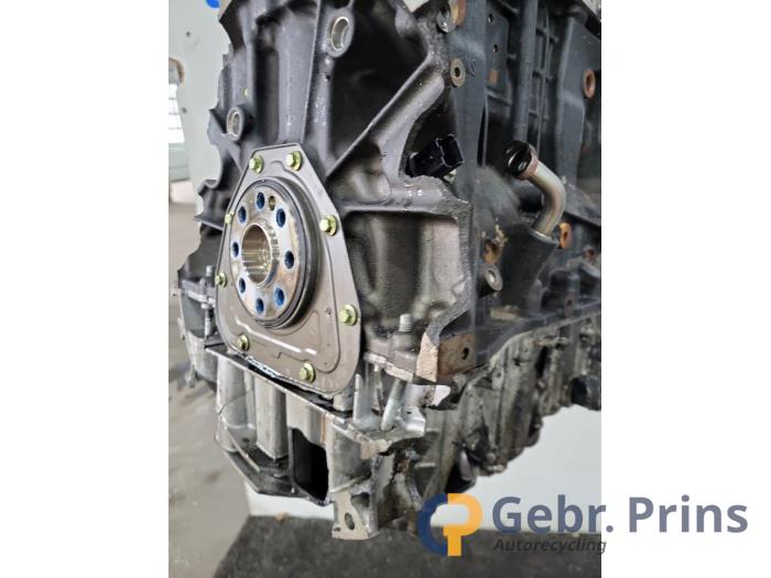 Motor van een Nissan Primastar 2.0 dCi 150 2023