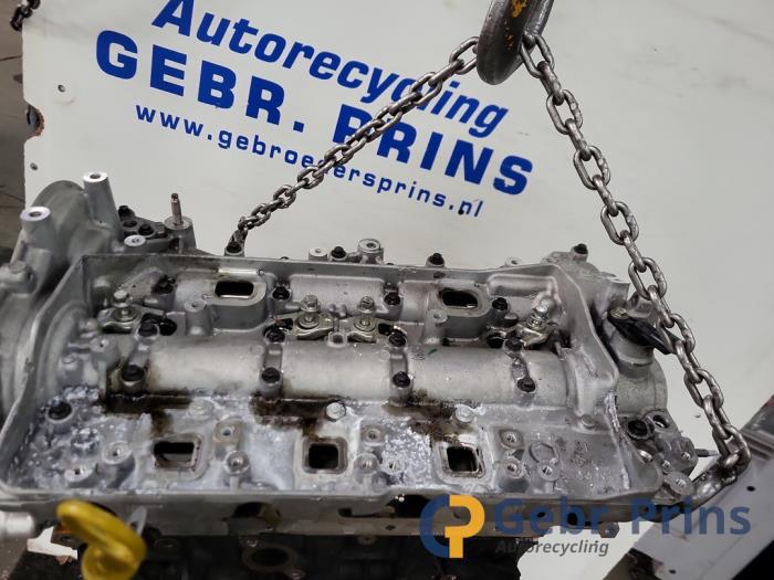 Motor van een Nissan Primastar 2.0 dCi 150 2023