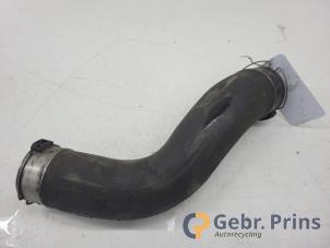 Intercooler Rohr van een BMW 3 serie Touring (F31) 330d 3.0 24V 2013
