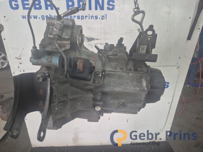 Gebrauchte Getriebe Toyota Corolla (EB/WZ/CD) 2.0 D-4D 16V Preis € 150,00 Margenregelung angeboten von Autorec. Gebr. Prins b.v.