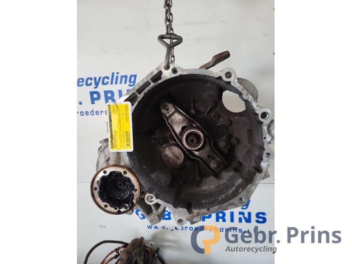 Used Gearbox Seat Leon (1P1) 1.9 TDI 105 Price € 400,00 Margin scheme offered by Autorec. Gebr. Prins b.v.