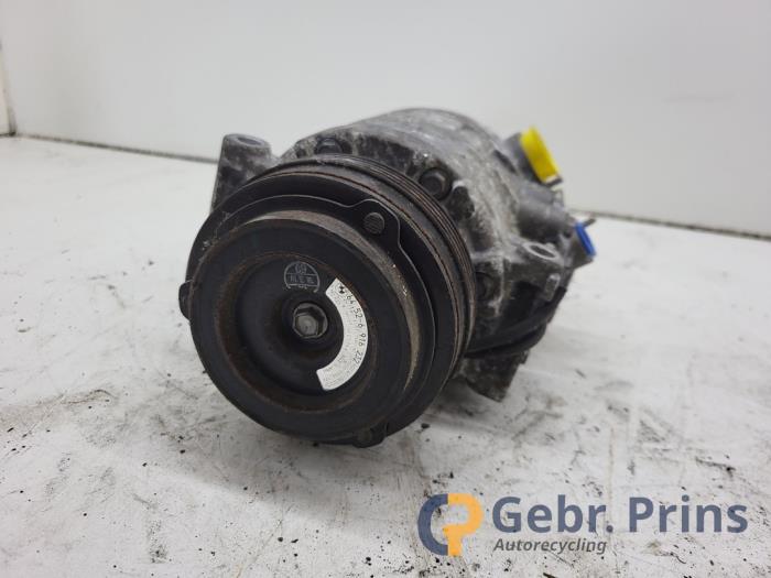 Gebrauchte Klimapumpe BMW 3 serie Touring (E46/3) 325i 24V Preis € 50,00 Margenregelung angeboten von Autorec. Gebr. Prins b.v.
