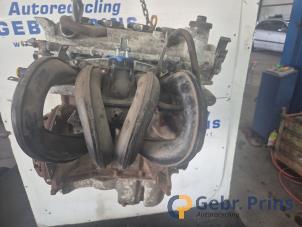 Motor van een Toyota Yaris II (P9) 1.3 16V VVT-i 2006
