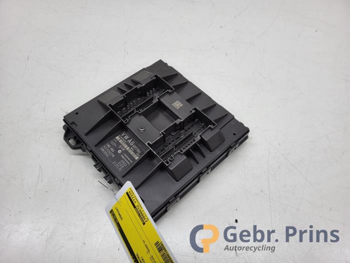 Gebrauchte Steuergerät Body Control Volkswagen Polo V (6R) 1.2 12V BlueMotion Technology Preis € 50,00 Margenregelung angeboten von Autorec. Gebr. Prins b.v.