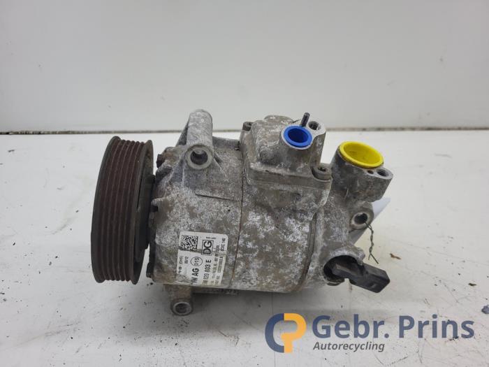 Usagé Compresseur de clim Volkswagen Caddy III (2KA,2KH,2CA,2CH) 1.6 TDI 16V Prix € 90,75 Prix TTC proposé par Autorec. Gebr. Prins b.v.