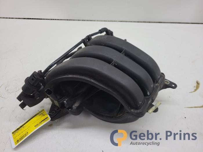 Gebrauchte Ansaugbrugge Seat Mii 1.0 12V Preis € 150,00 Margenregelung angeboten von Autorec. Gebr. Prins b.v.