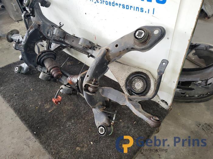 Subframe from a Volvo V60 I (FW/GW) 2.4 D6 20V AWD Twin Engine Plug-in Hybrid 2015