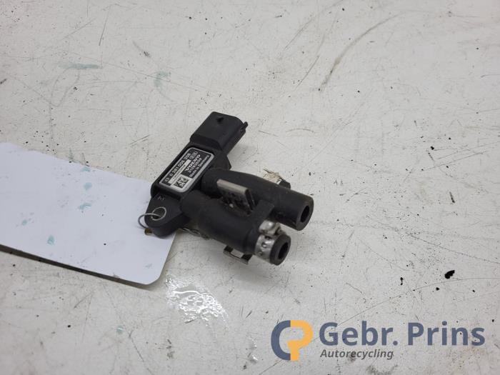 Used Particulate filter sensor Volvo V60 I (FW/GW) 2.4 D6 20V AWD Twin Engine Plug-in Hybrid Price € 30,00 Margin scheme offered by Autorec. Gebr. Prins b.v.