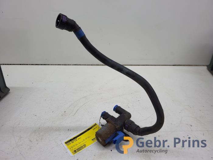 Begagnade Extra vattenpump Volvo V60 I (FW/GW) 2.4 D6 20V AWD Twin Engine Plug-in Hybrid Pris € 25,00 Marginaltabell erbjuds av Autorec. Gebr. Prins b.v.