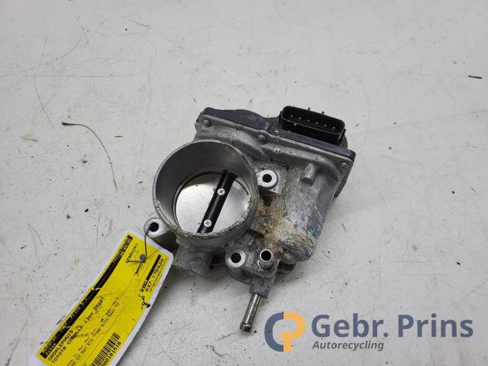 Gebrauchte Drosselklappengehäuse Toyota Corolla (E21/EA1/EH1) 1.8 16V Hybrid Preis € 125,00 Margenregelung angeboten von Autorec. Gebr. Prins b.v.