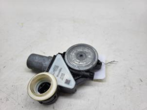 Usagé Moteur de vitre portière Toyota Corolla (E21/EA1/EH1) 1.8 16V Hybrid Prix € 40,00 Règlement à la marge proposé par Autorec. Gebr. Prins b.v.