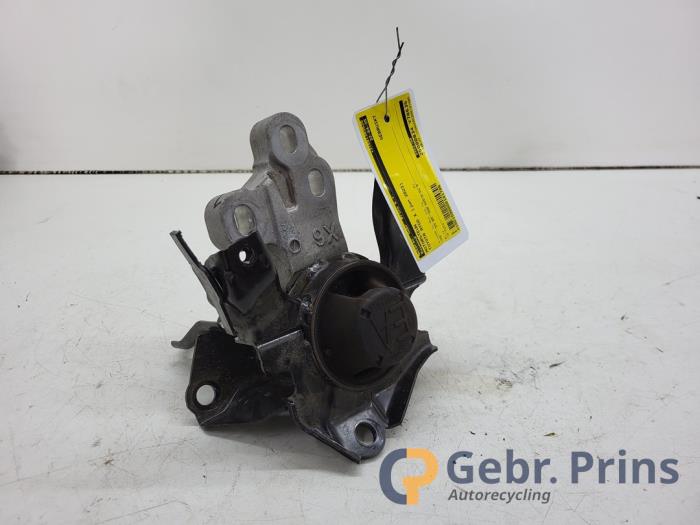 Gebrauchte Motorlager Toyota Aygo X 1.0 12V VVT-i Preis € 50,00 Margenregelung angeboten von Autorec. Gebr. Prins b.v.