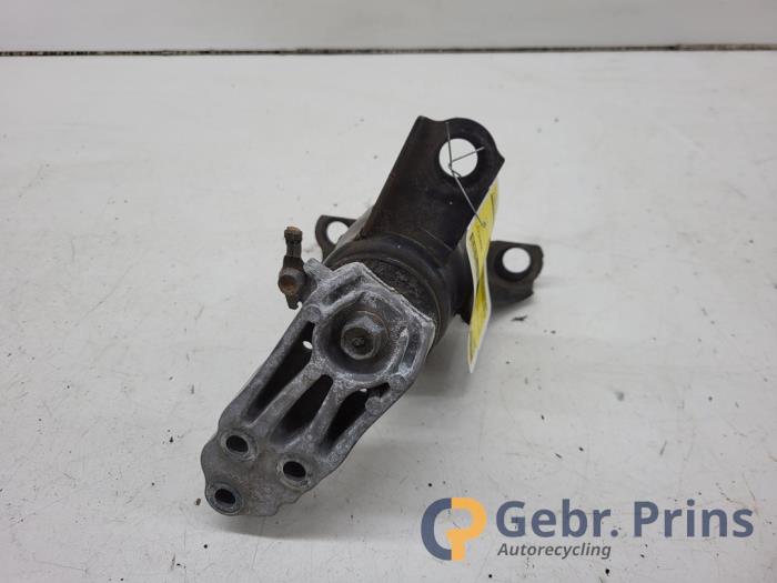 Usagé Support moteur Mazda 2 (DE) 1.3 16V S-VT Prix € 20,00 Règlement à la marge proposé par Autorec. Gebr. Prins b.v.