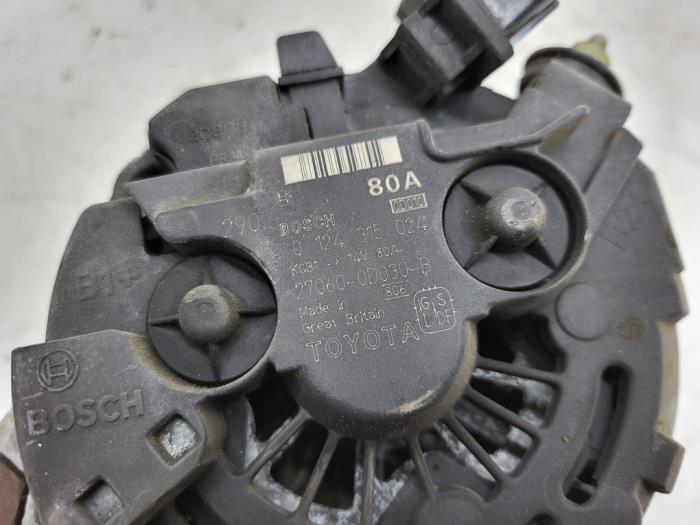 Dynamo från en Toyota Corolla (E12) 1.4 16V VVT-i 2003