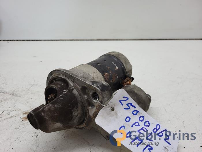 Gebrauchte Anlasser Opel Combo (Corsa C) 1.7 DI 16V Preis € 30,00 Margenregelung angeboten von Autorec. Gebr. Prins b.v.