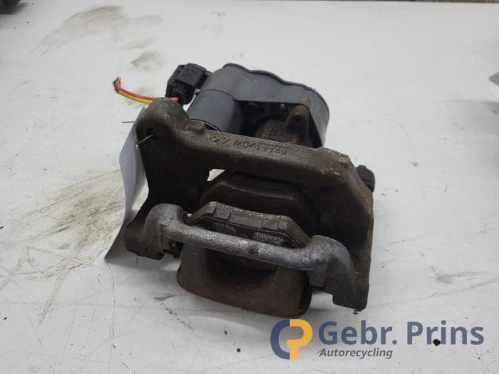 Gebrauchte Bremszange rechts hinten Citroen Berlingo 1.6 BlueHDI 75 Preis € 60,50 Mit Mehrwertsteuer angeboten von Autorec. Gebr. Prins b.v.