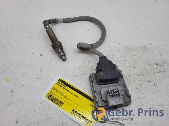 Usados Sensor Nox Citroen Berlingo 1.6 BlueHDI 75 Precio € 151,25 IVA incluido ofrecido por Autorec. Gebr. Prins b.v.