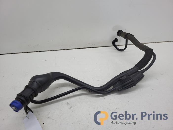 Gebrauchte Füllrohr adbluetank Citroen Berlingo 1.6 BlueHDI 75 Preis € 72,60 Mit Mehrwertsteuer angeboten von Autorec. Gebr. Prins b.v.