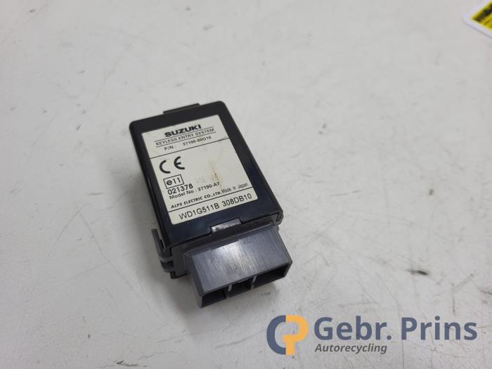 Używane Modul keyless vehicle Suzuki Ignis (FH) 1.5 16V Sport Cena € 25,00 Procedura marży oferowane przez Autorec. Gebr. Prins b.v.