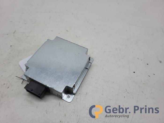 Używane Modul Comfort Fiat Panda (312) 0.9 TwinAir 60 Cena € 25,00 Procedura marży oferowane przez Autorec. Gebr. Prins b.v.