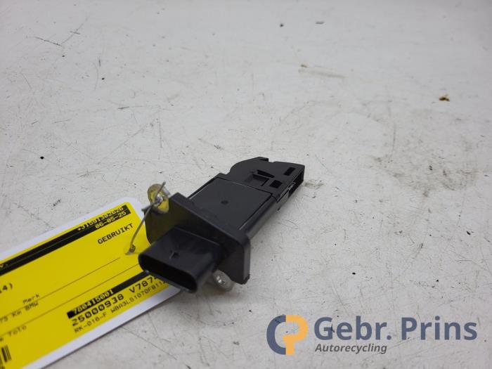 Gebrauchte Luftmassenmesser BMW 3 serie Touring (F31) 330d 3.0 24V Preis € 40,00 Margenregelung angeboten von Autorec. Gebr. Prins b.v.