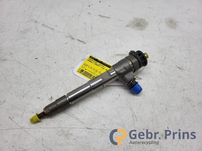 Usagé Injecteurs Renault Kangoo Express (FW) 1.5 dCi 95 Prix € 121,00 Prix TTC proposé par Autorec. Gebr. Prins b.v.