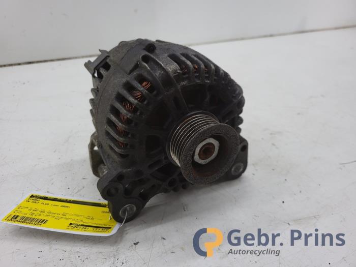 Begagnade Dynamo Volkswagen Golf Plus (5M1/1KP) 1.6 FSI 16V Pris € 35,00 Marginaltabell erbjuds av Autorec. Gebr. Prins b.v.