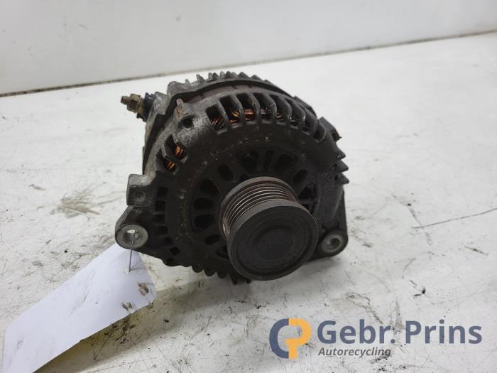 Gebrauchte Dynamo Nissan Primera Traveller (W12) 2.0 16V Preis € 35,00 Margenregelung angeboten von Autorec. Gebr. Prins b.v.