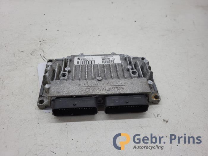Used Automatic gearbox computer Renault Scénic II (JM) 1.6 16V Price € 75,00 Margin scheme offered by Autorec. Gebr. Prins b.v.