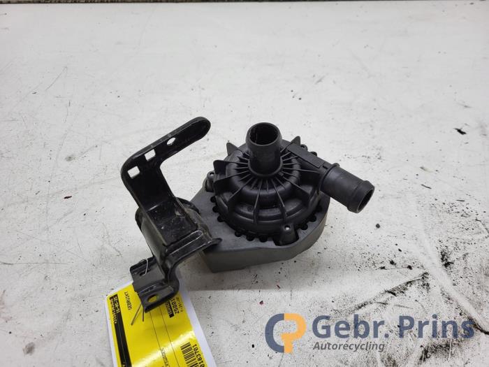 Begagnade Extra vattenpump Volkswagen ID.4 (E21) Performance 77 kWh Pris € 48,40 Inklusive moms erbjuds av Autorec. Gebr. Prins b.v.