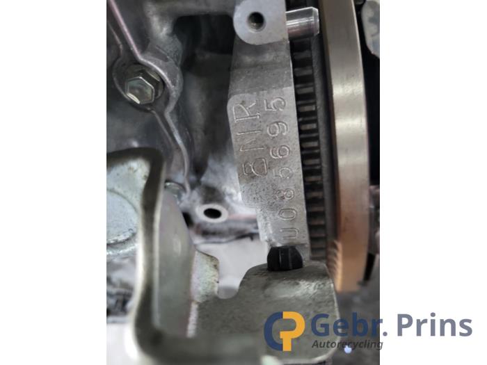 Engine from a Toyota C-HR (X1,X5) 1.2 16V Turbo 2017