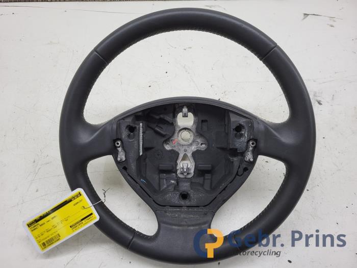 Usagé Volant Renault Modus/Grand Modus (JP) 1.6 16V Prix € 40,00 Règlement à la marge proposé par Autorec. Gebr. Prins b.v.