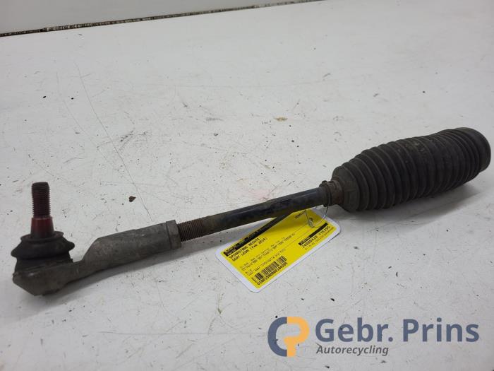 Begagnade Styrstag, höger Seat Leon ST (5FF) 1.4 TSI 16V Pris € 20,00 Marginaltabell erbjuds av Autorec. Gebr. Prins b.v.