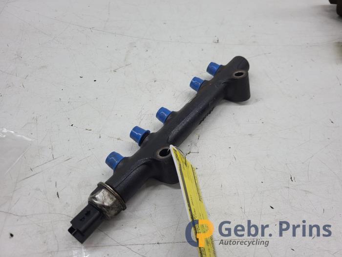 Usagé Système d'injection Citroen Berlingo 1.6 Hdi 75 Prix € 60,50 Prix TTC proposé par Autorec. Gebr. Prins b.v.