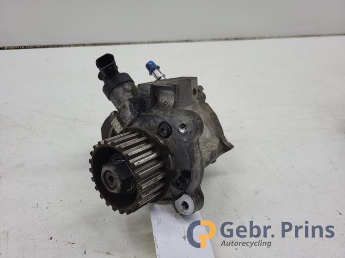Used Mechanical fuel pump Citroen Berlingo 1.6 Hdi 75 Price € 90,75 Inclusive VAT offered by Autorec. Gebr. Prins b.v.