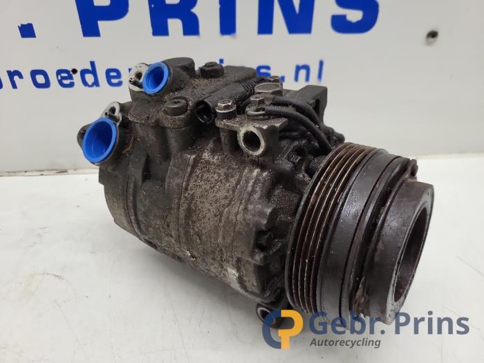 Usagé Compresseur de clim BMW 3 serie (E46/2) 320 Ci 24V Prix € 50,00 Règlement à la marge proposé par Autorec. Gebr. Prins b.v.