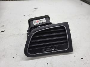 Begagnade Luftmunstycke, instrumentbräda Renault Megane IV Estate (RFBK) 1.5 Energy dCi 110 Pris € 20,00 Marginaltabell erbjuds av Autorec. Gebr. Prins b.v.