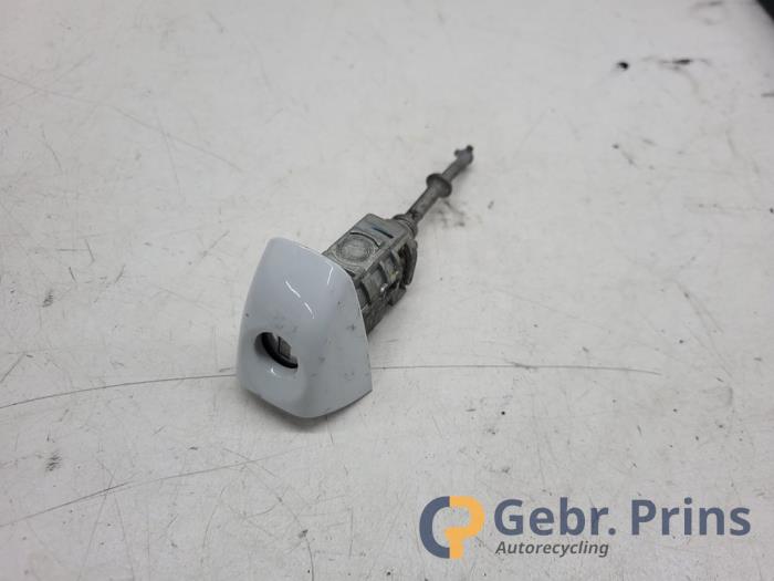 Used Ignition lock + computer Renault Megane IV Estate (RFBK) 1.5 Energy dCi 110 Price € 225,00 Margin scheme offered by Autorec. Gebr. Prins b.v.