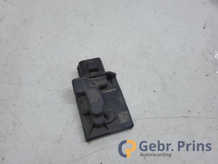 Gebrauchte Kraftstoffpumpe Modul Volvo S60 III (ZS) 2.0 T5 16V Preis € 40,00 Margenregelung angeboten von Autorec. Gebr. Prins b.v.
