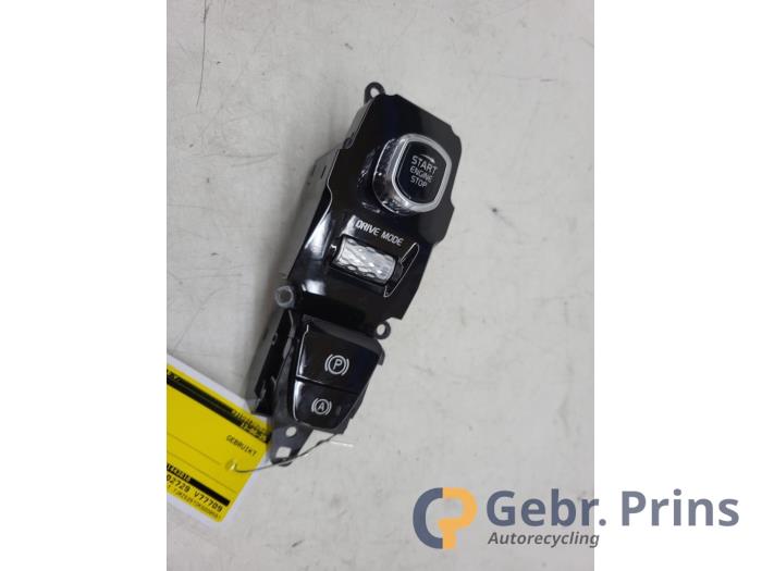 Używane Przelacznik Start/Stop Volvo S60 III (ZS) 2.0 T5 16V Cena € 35,00 Procedura marży oferowane przez Autorec. Gebr. Prins b.v.