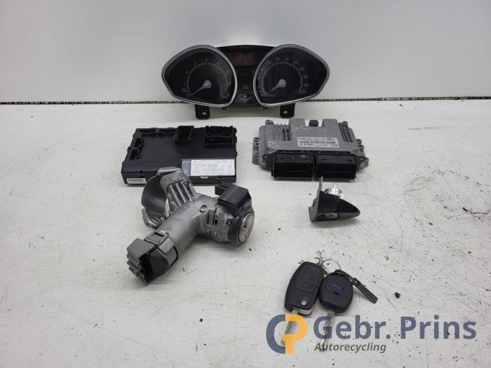 Used Ignition lock + computer Ford Fiesta 6 (JA8) 1.0 EcoBoost 12V 100 Price € 125,00 Margin scheme offered by Autorec. Gebr. Prins b.v.